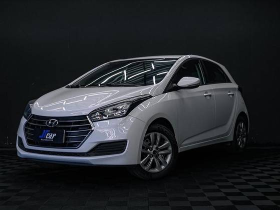 HYUNDAI HB20S 1.0 COMFORT PLUS 12V TURBO FLEX 4P MANUAL